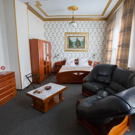 Bucharest Comfort Suites Hotel-3